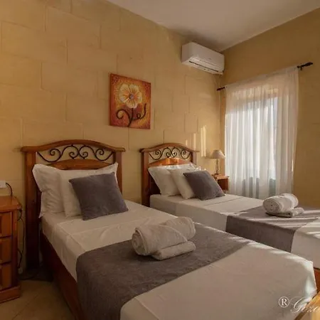 Villa Tal-bir Farmhouse Nadur
